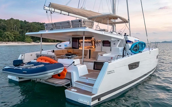 Аренда парусного катамарана Fountaine Pajot 45 на Пхукет